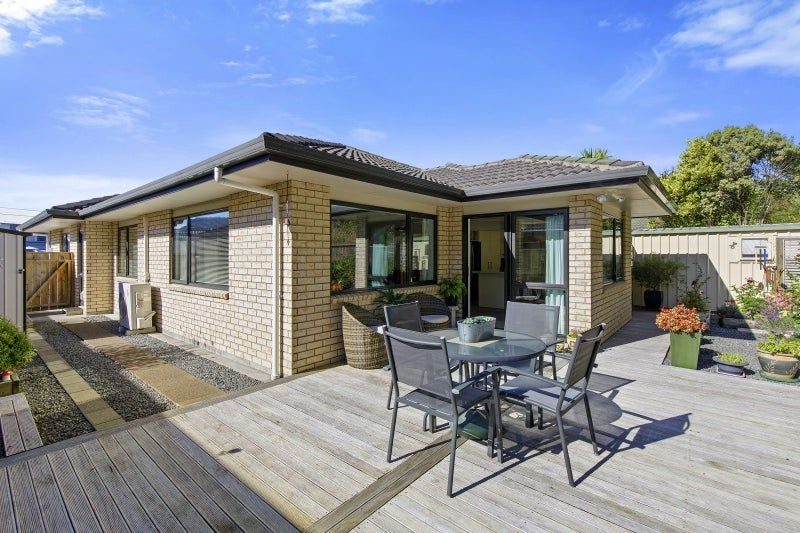 41 Evergreen Crescent, Trentham, Upper Hutt - Carousel 1