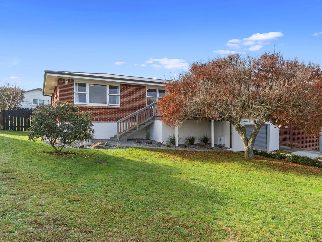 128 Saint Marys Avenue, Te Awamutu, Te Awamutu - Carousel 1