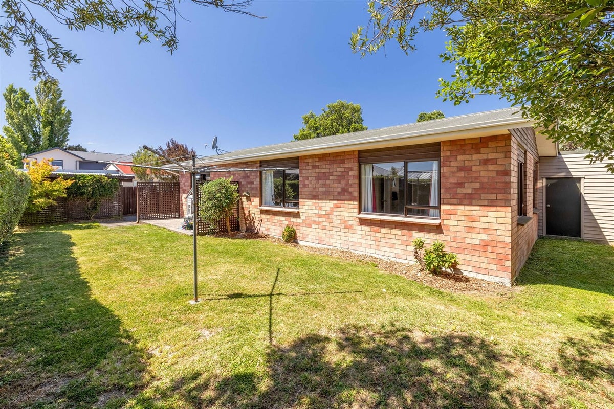 2/75B Bordesley Street, Phillipstown, Christchurch - Carousel 1