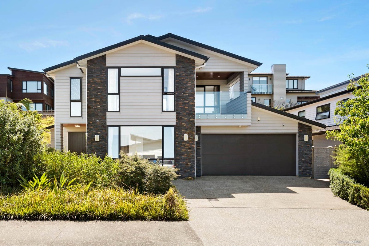 25 Westerley Place, Long Bay, Auckland - Carousel 1