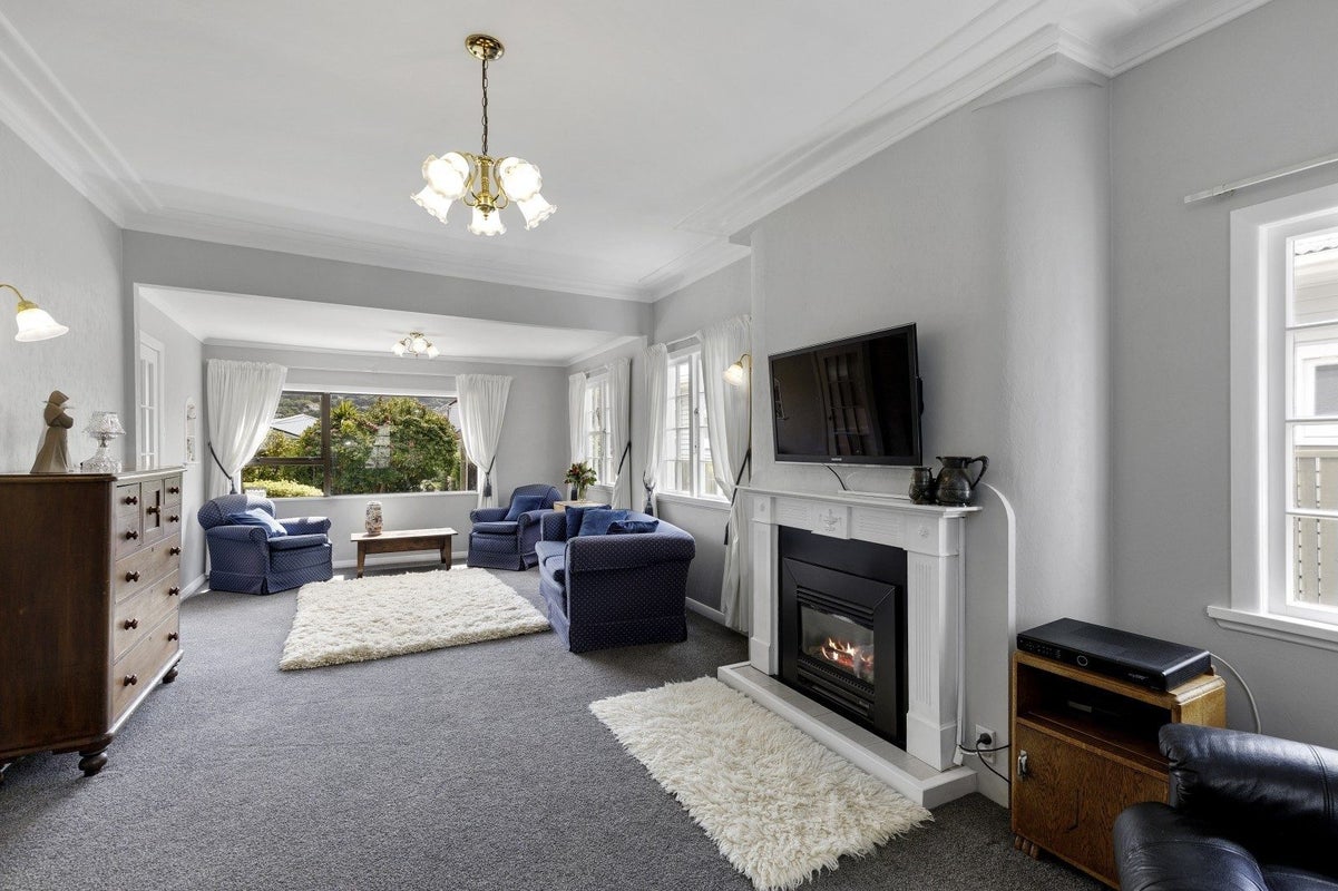 21 Hathaway Avenue, Boulcott, Lower Hutt - Carousel 2