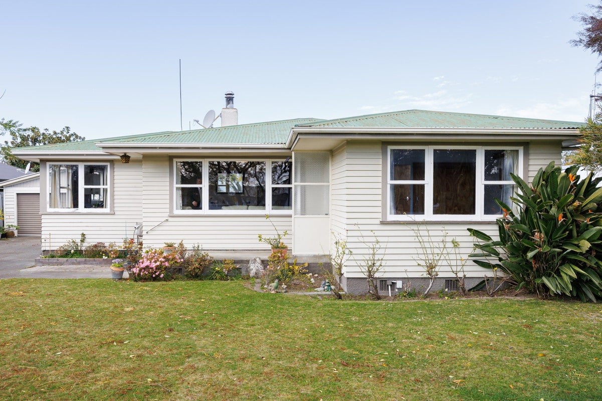 22 Trent Street, Taradale, Napier, Hawke's Bay - Carousel 13