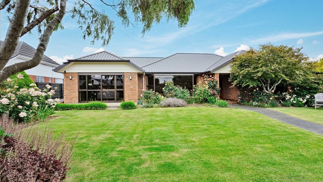95 Terrace Street, Rosedale, Invercargill - Carousel 1
