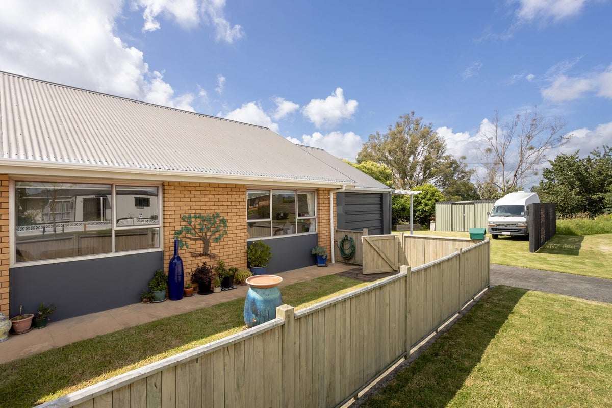 18A Bongard Street, Gate Pa, Tauranga - Carousel 2