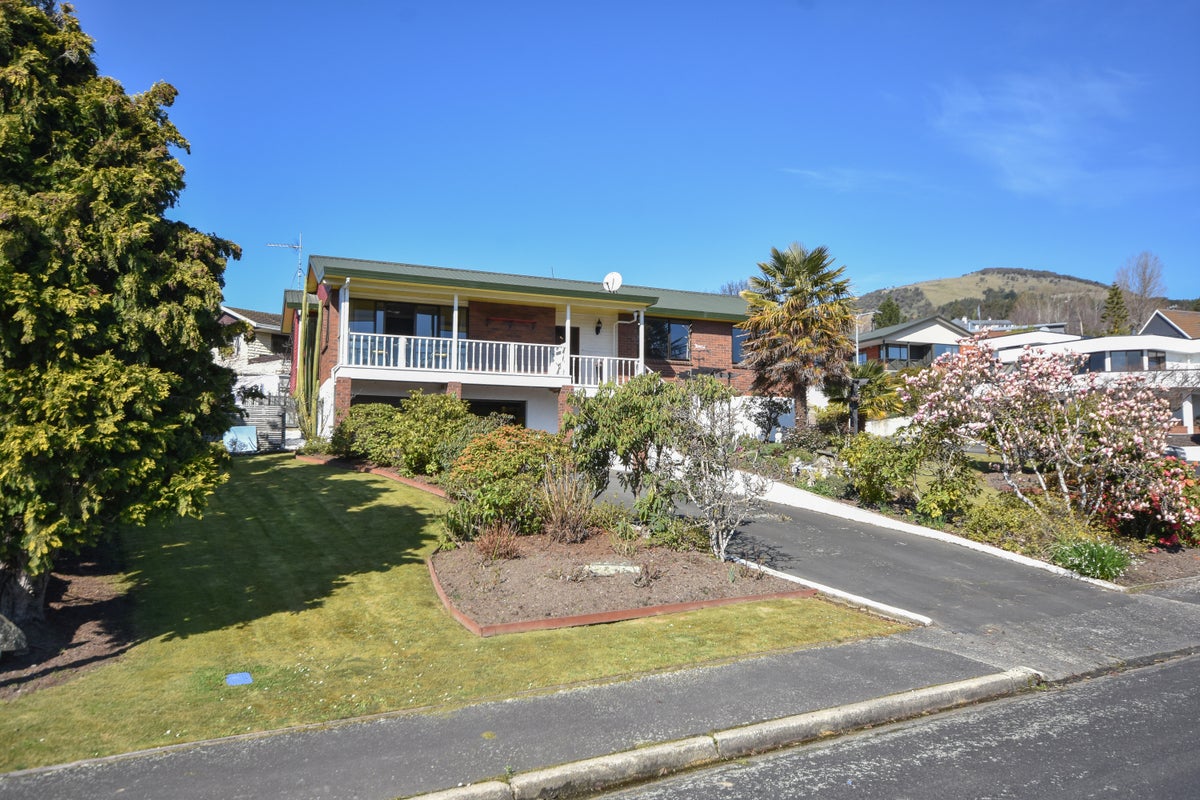 34 Gebbie Street, Kinmont Park, Mosgiel - Carousel 1