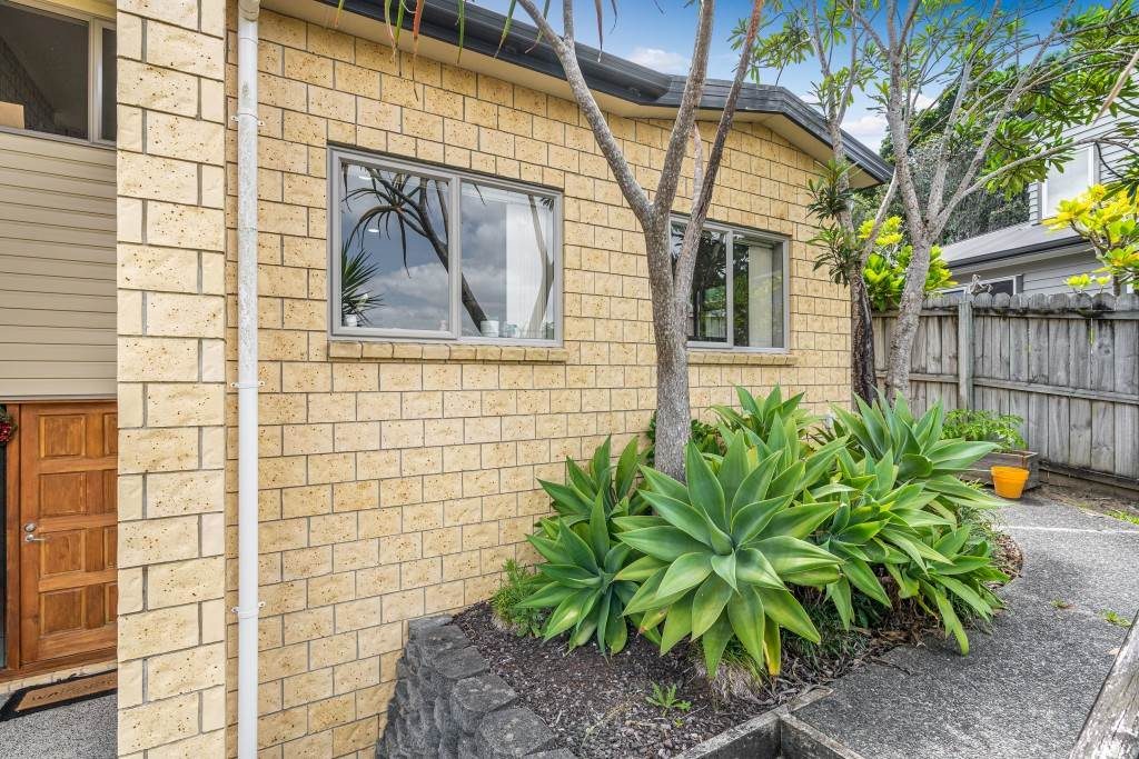 14 Kittiwake Drive, Schnapper Rock, Auckland - Carousel 2
