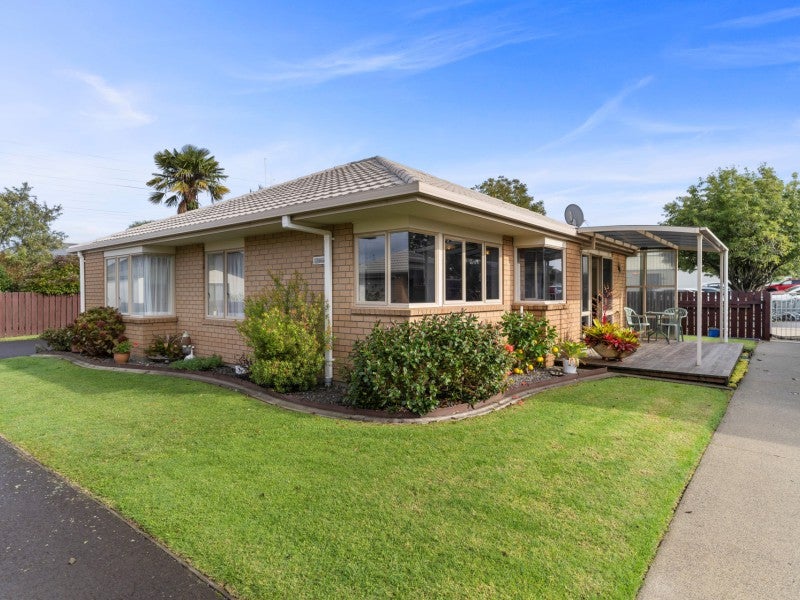 15A Pooles Road, Greerton, Tauranga - Carousel 1