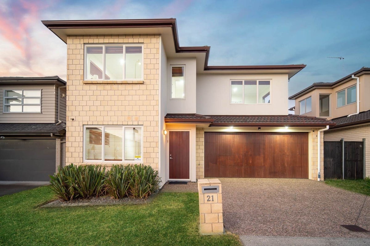21 Kestev Drive, Flat Bush, Auckland - Carousel 26