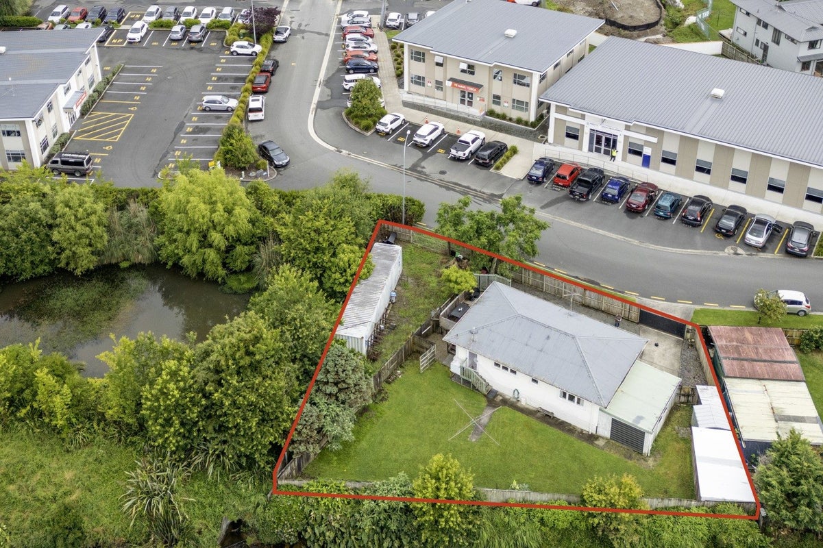 5 Tebbs Lane, Gate Pa, Tauranga - Carousel 1