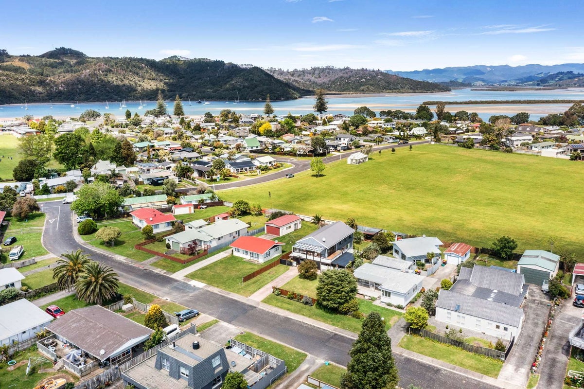 9 Catherine Crescent, Whitianga, Whitianga - Carousel 27