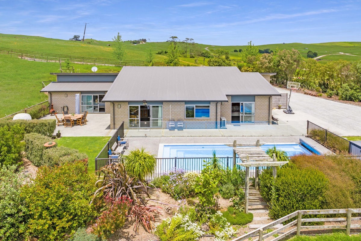 61 Jobe Road, Whangarei - Carousel 1