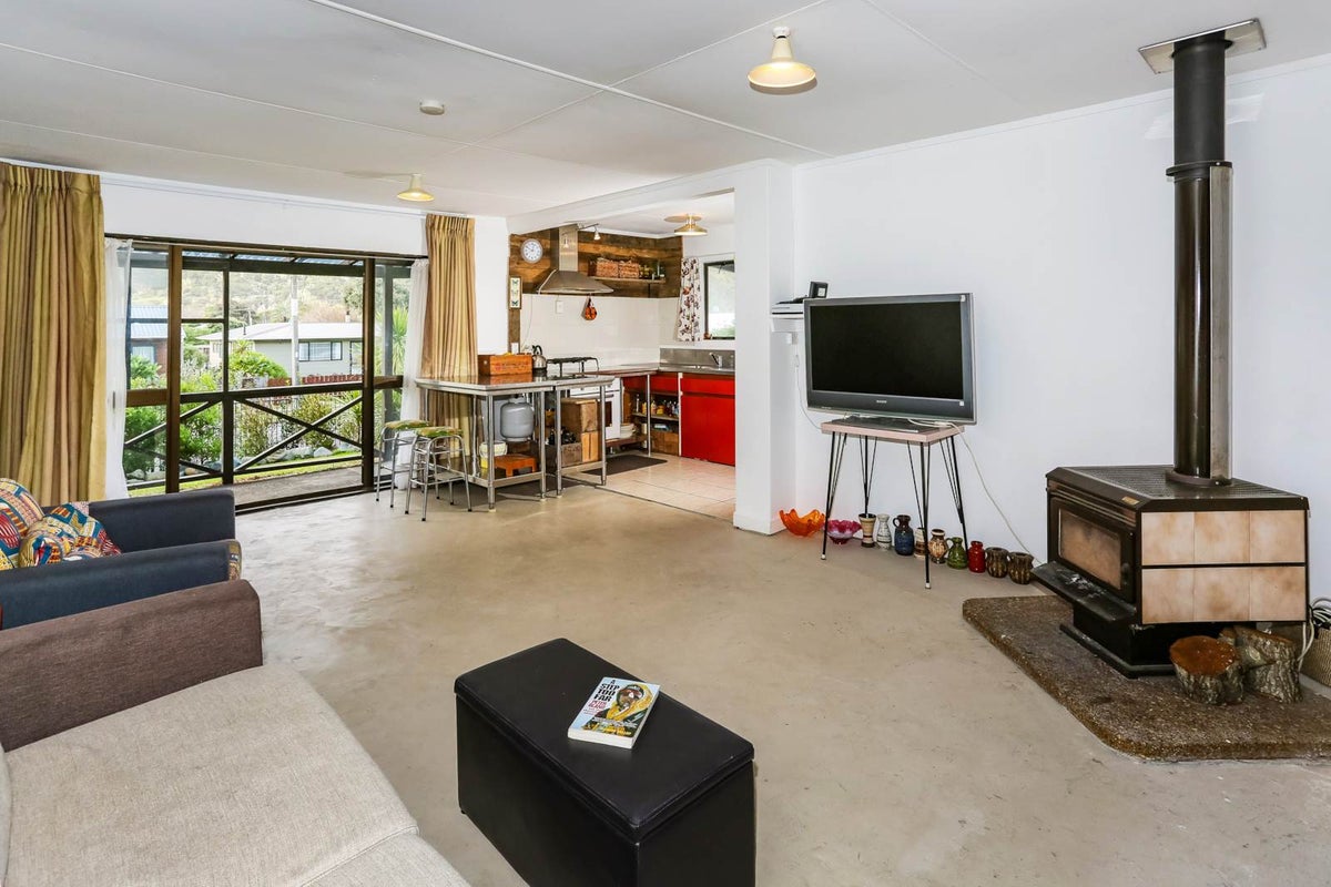 3 Westside Road, Tuakau - Carousel 1
