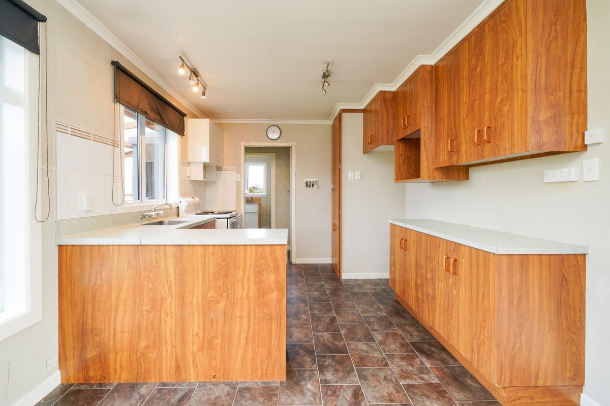 11 Jack Street, Newfield, Invercargill - Carousel 2