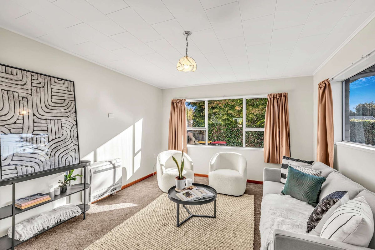 12B Devon Street, Gore, Gore - Carousel 2