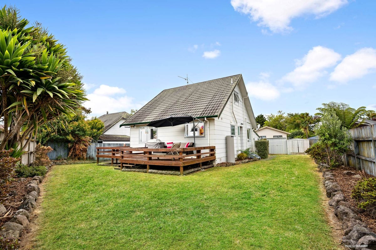 2/109 Wattle Farm Road, Wattle Downs, Auckland - Carousel 22