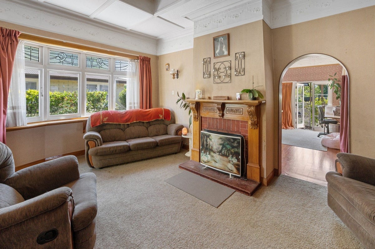 1023 Frederick Street West, Mahora, Hastings - Carousel 2