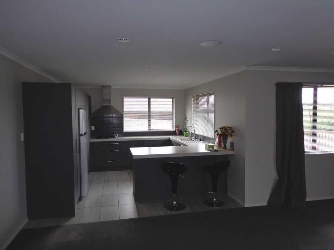 58 Farnborough Drive, Grandview Heights, Hamilton - Carousel 2