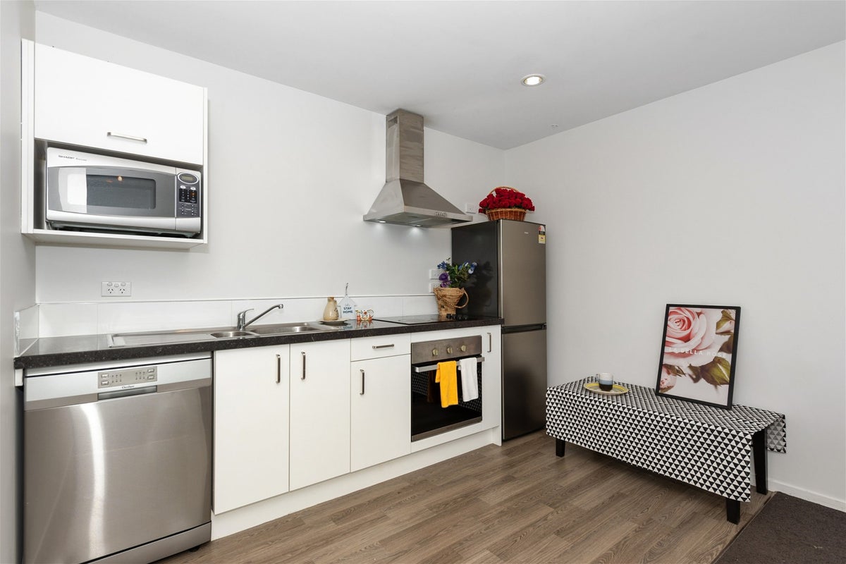 6/100 Knighton Road, Hillcrest, Hamilton - Carousel 2