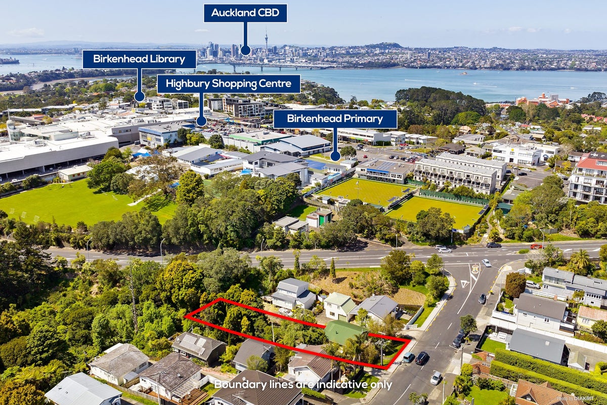 19 Mahara Avenue, Birkenhead, Auckland - Carousel 1