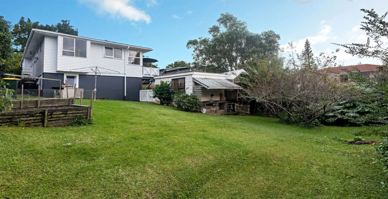 8 Yeoman Place, Howick, Auckland - Carousel 10