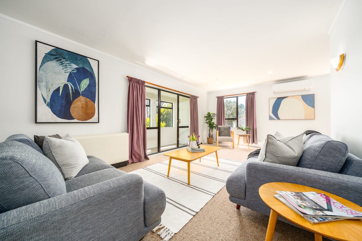 26 Guadeloupe Crescent, Grenada Village, Wellington - Carousel 2