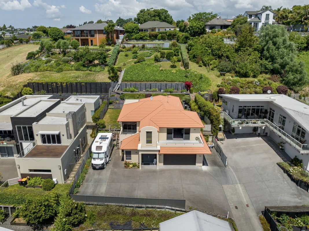 214 Castlewold Drive, Bethlehem, Tauranga - Carousel 19