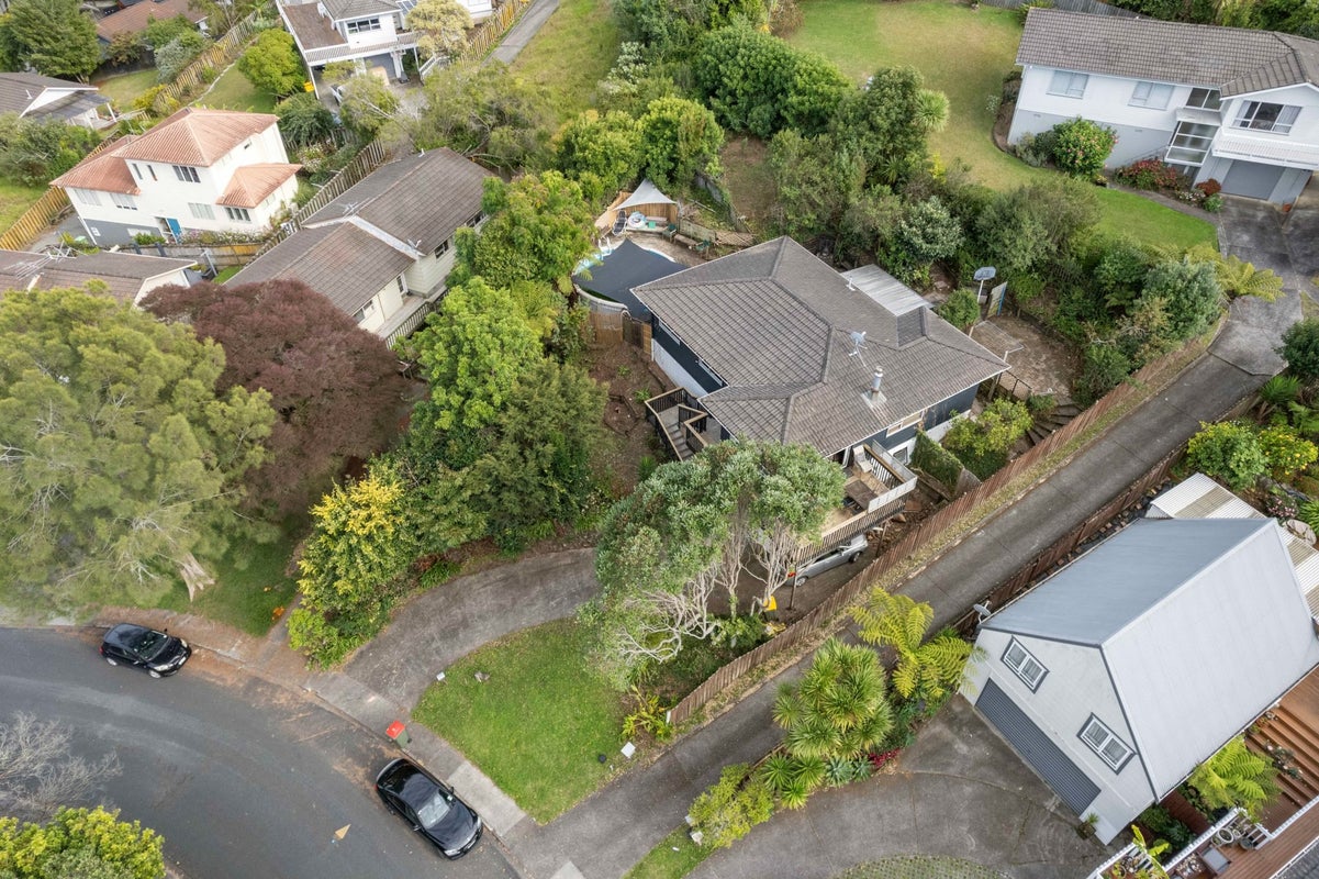 13 Laurina Road, Sunnynook, Auckland - Carousel 19