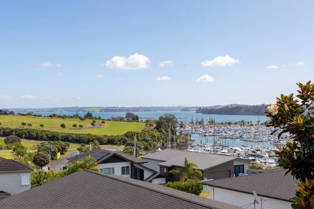 70 Nautilus Drive, Gulf Harbour, Whangaparaoa - Carousel 1