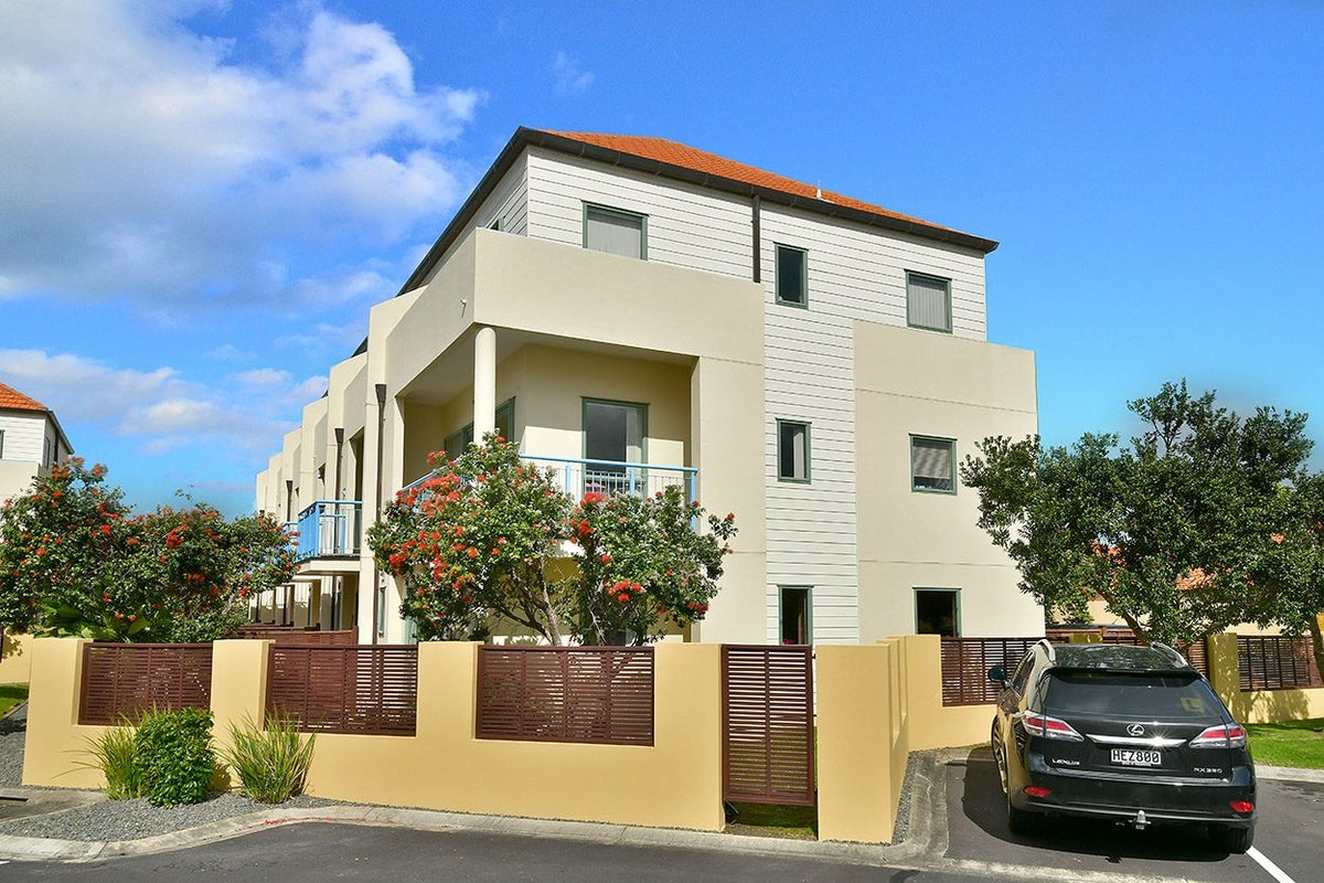 56 Waterside Crescent, Gulf Harbour, Whangaparaoa - Carousel 1