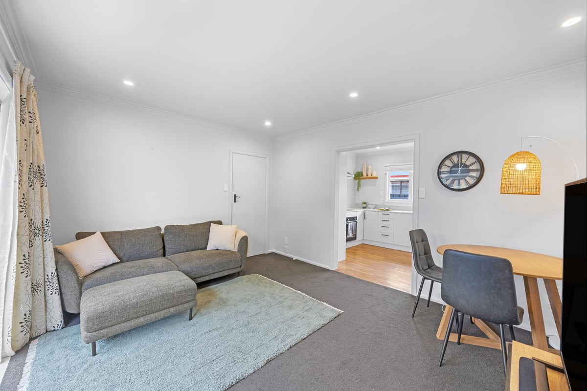 1/47 Nottingham Avenue, Halswell, Christchurch - Carousel 2