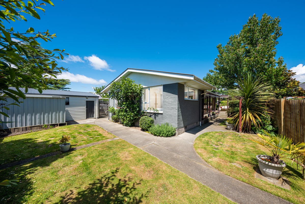 10 Bainton Street, Bishopdale, Christchurch - Carousel 1
