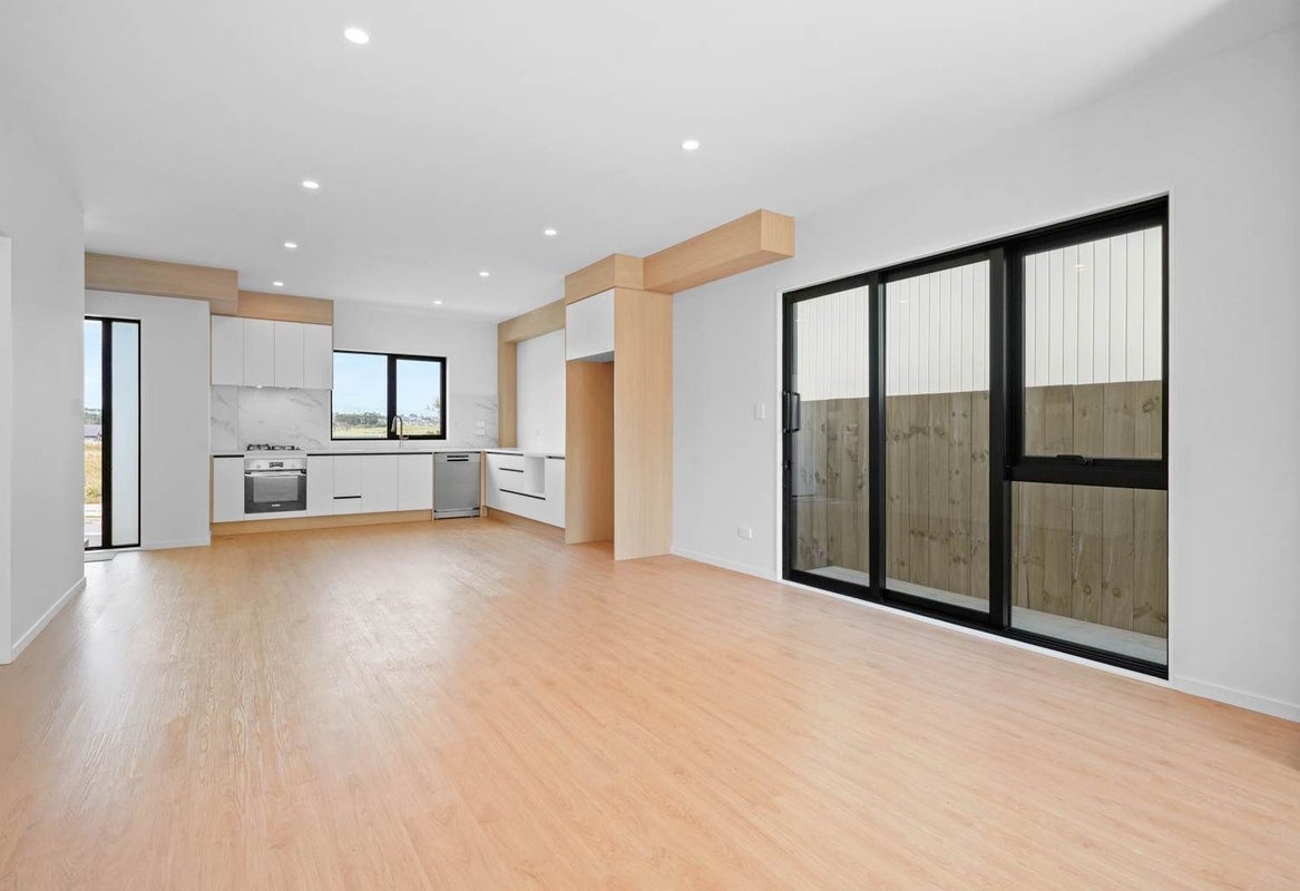 183 Henwood Road, Westgate, Auckland - Carousel 2