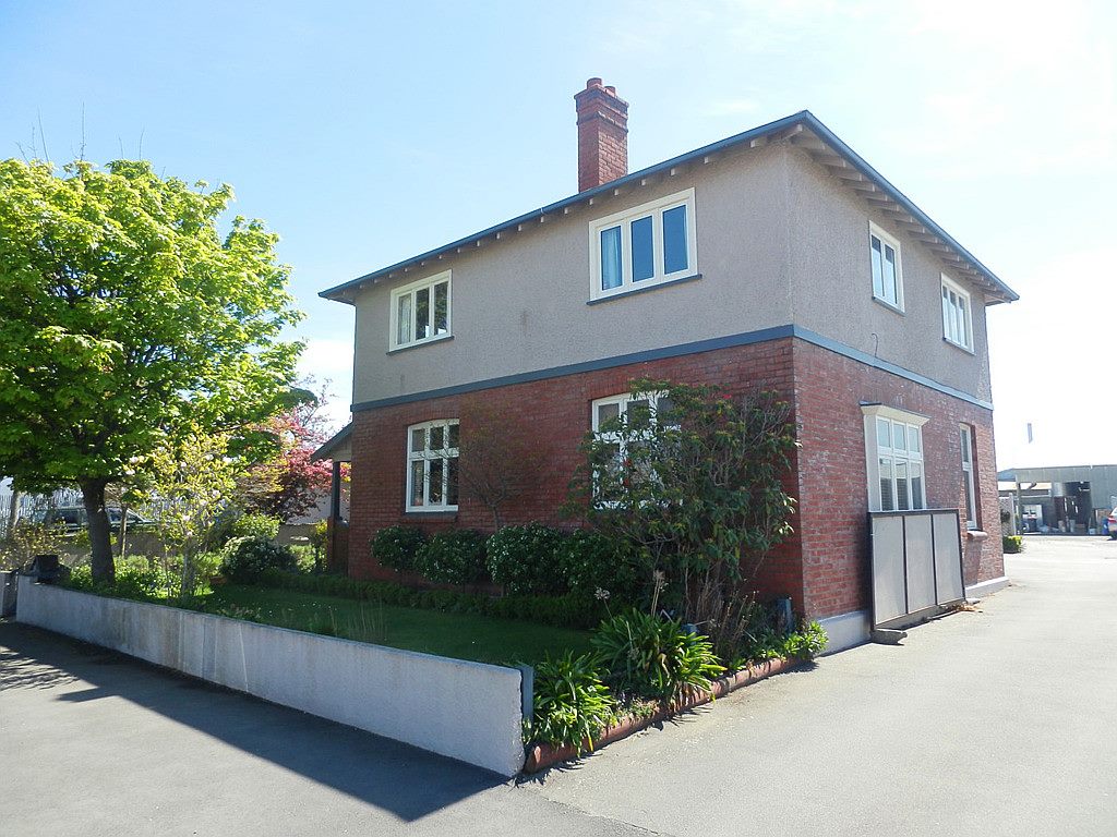 25 Heaton Street, Parkside, Timaru - Carousel 1