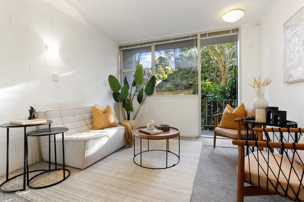 4/18 Edenvale Crescent, Mount Eden, Auckland - Carousel 1