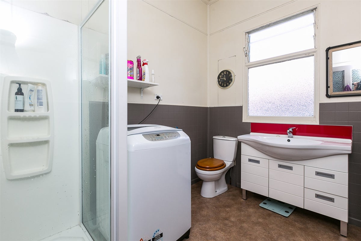 46 Shetland Street, Wakari, Dunedin - Carousel 23