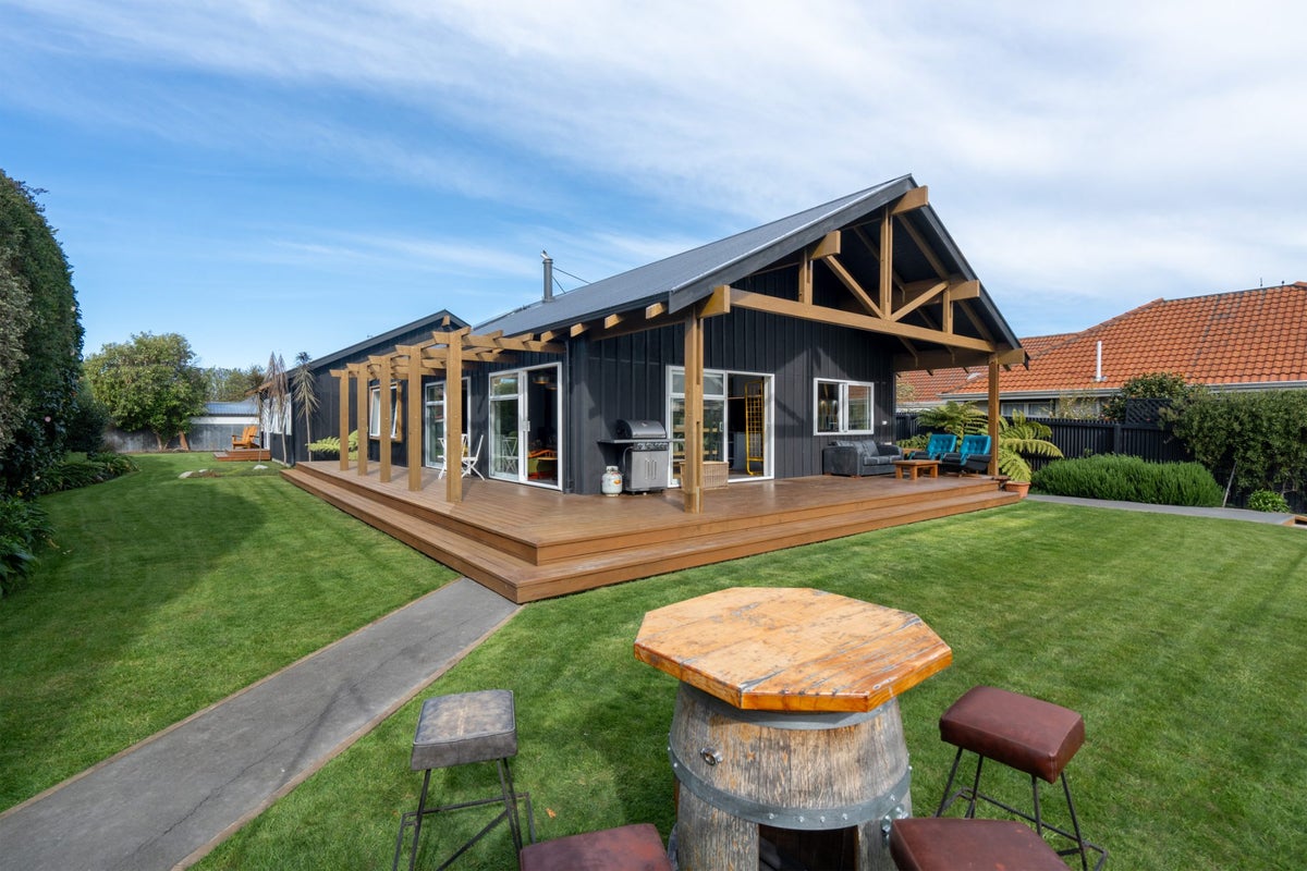 23 Aynsley Terrace, Hillsborough, Christchurch - Carousel 1