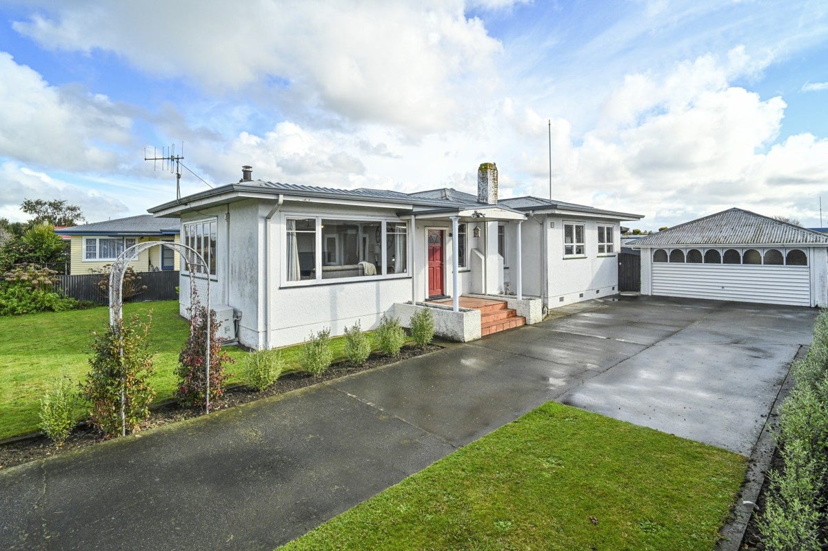 905 Jervois Place, Mayfair, Hastings - Carousel 1
