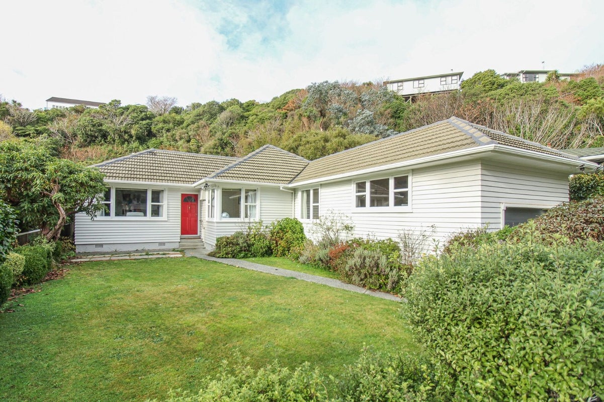 93 South Karori Road, Karori, Wellington - Carousel 1