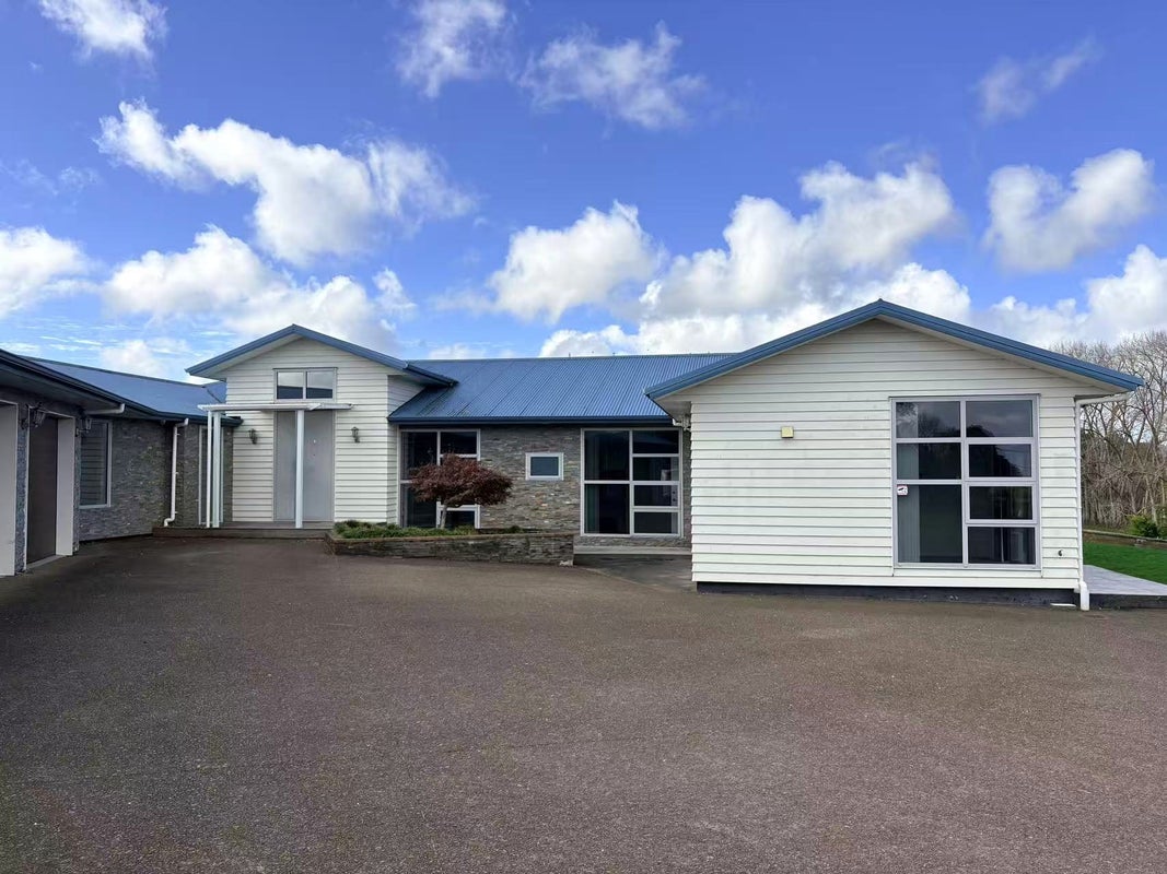 334 Mill Road, Manurewa - Carousel 1