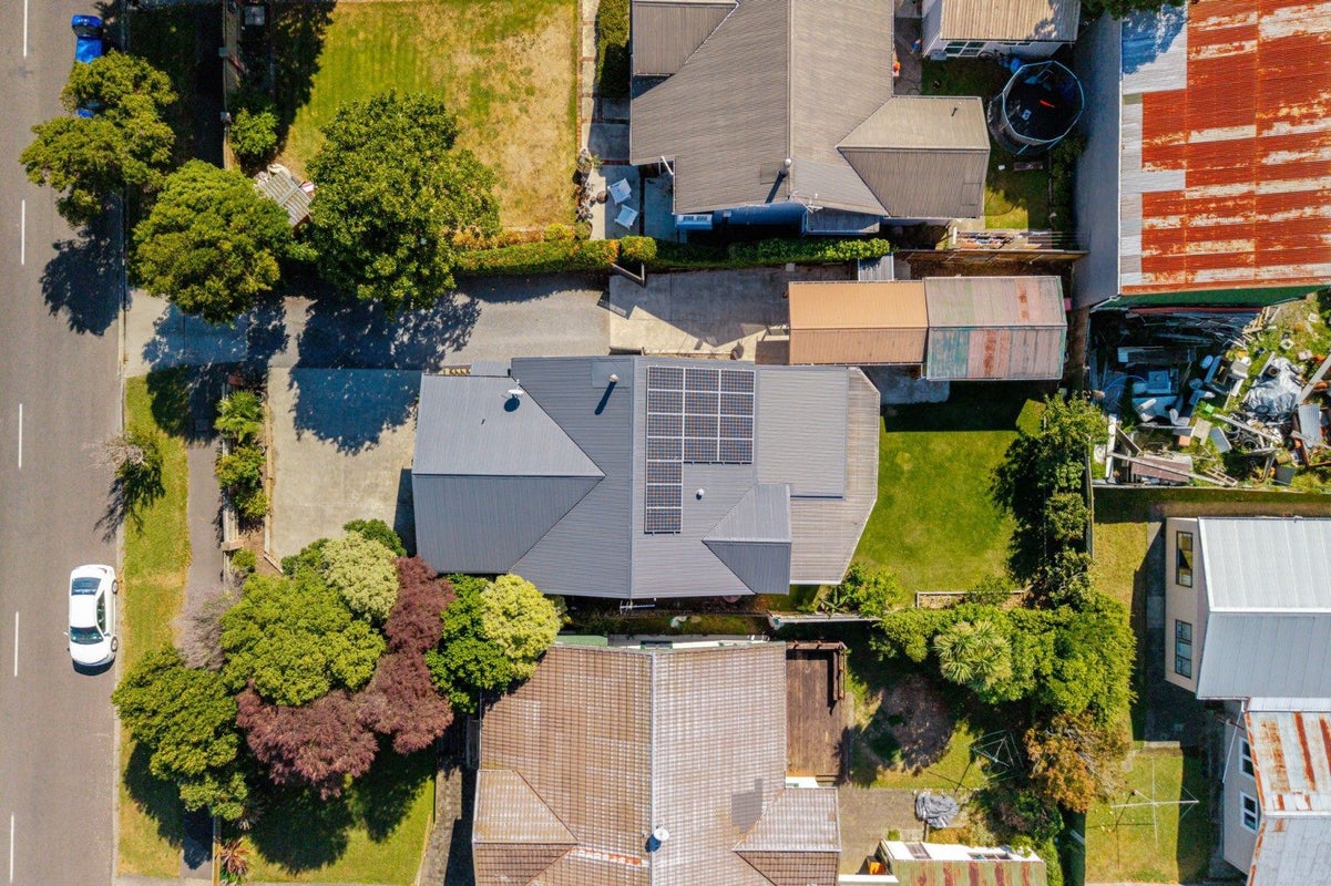 85 Lyndhurst Street, Takaro, Palmerston North - Carousel 2