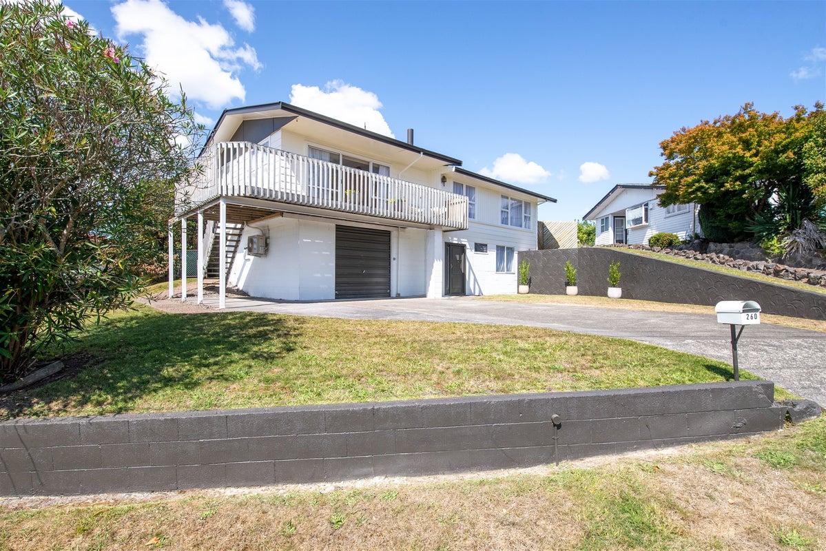 260 Sunset Road, Sunnybrook, Rotorua - Carousel 2