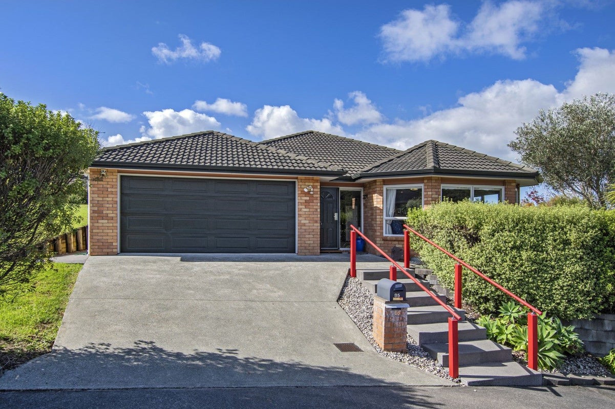 85 Pebble Beach Boulevard, Kamo, Whangarei - Carousel 1