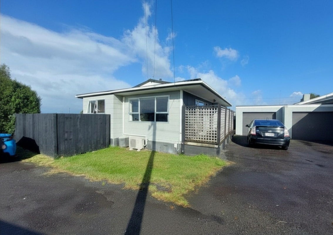 49D Saxbys Road, Deanwell, Hamilton - Carousel 2