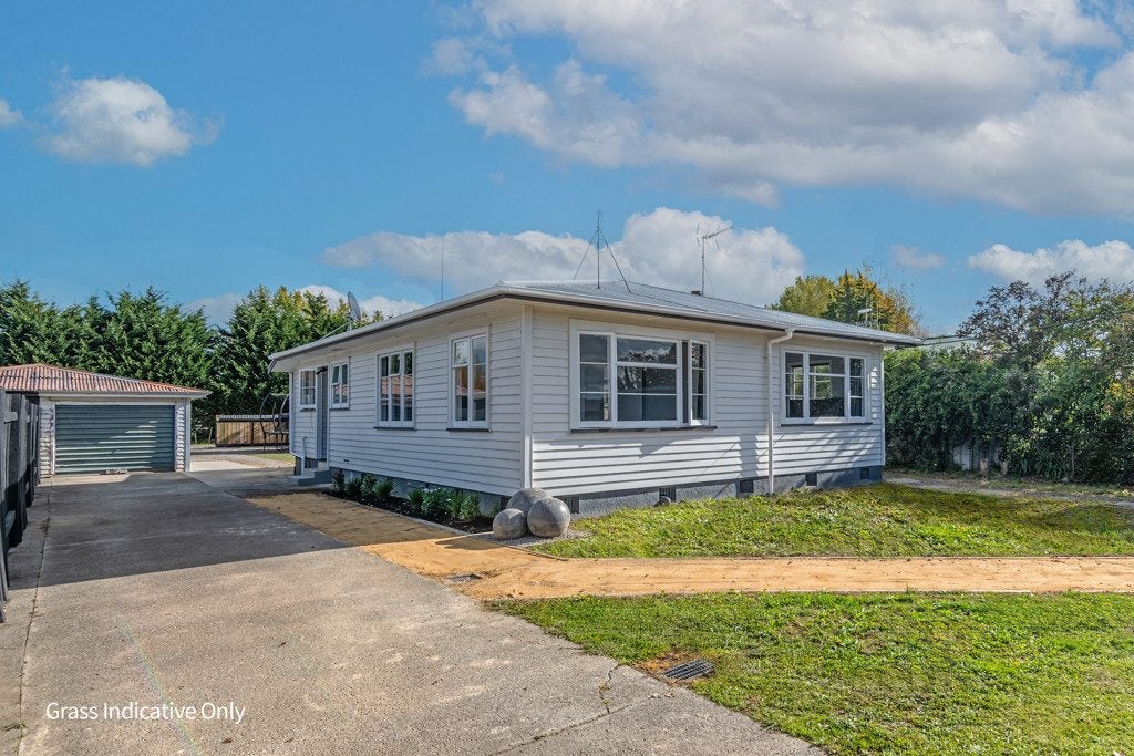 1289 Rangitikei Line, Newbury, Feilding - Carousel 1