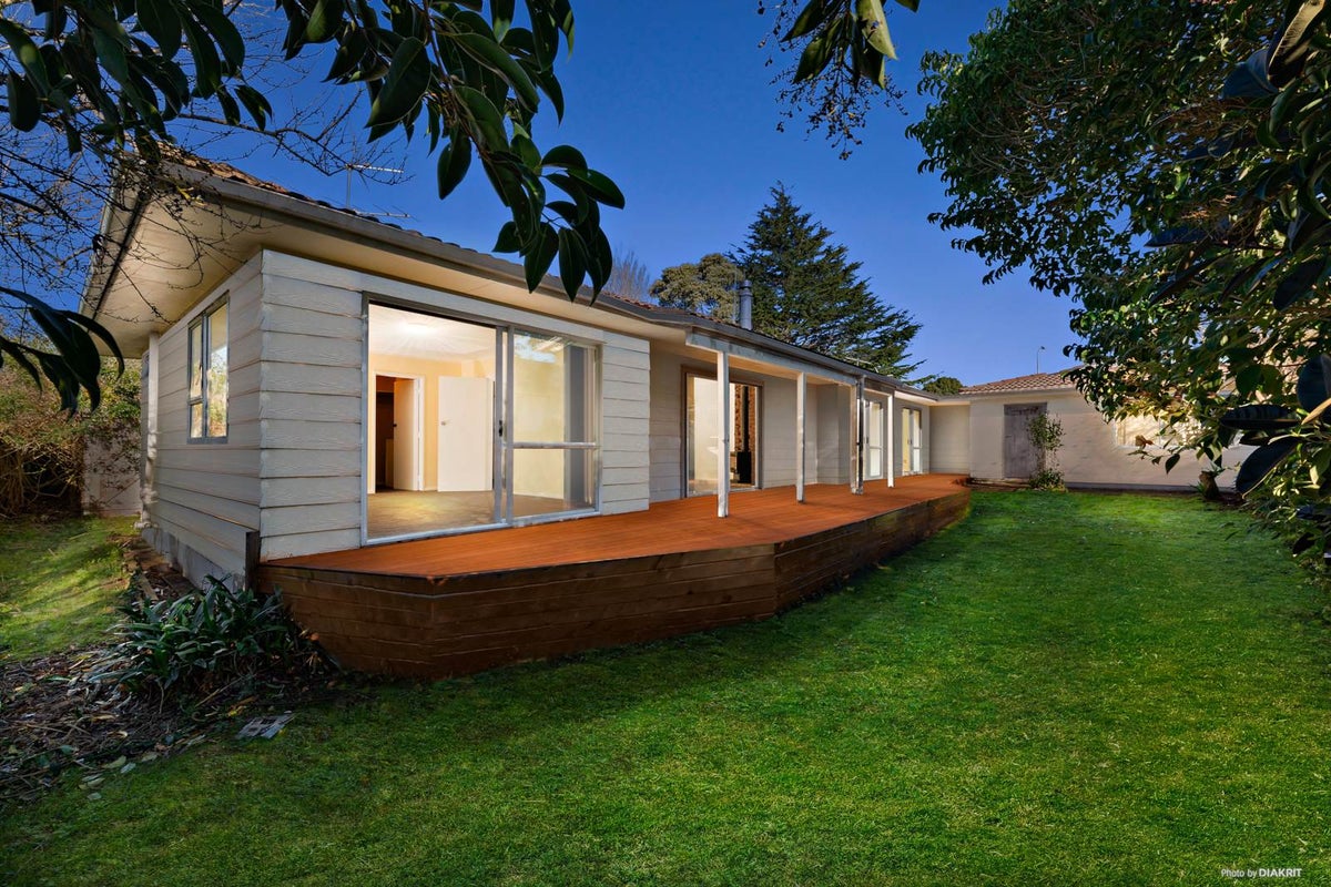 14 Huber Street, Weymouth, Auckland - Carousel 1
