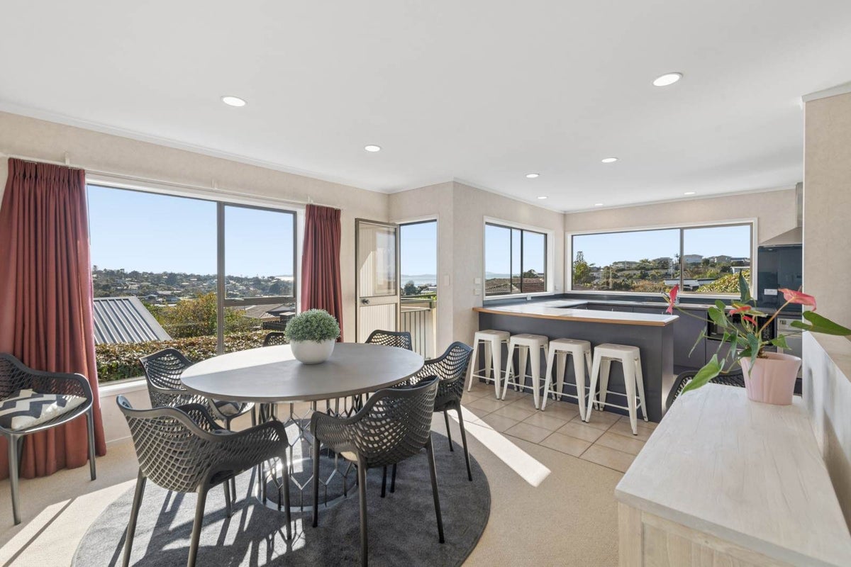 66 John Gill Road, Shelly Park, Auckland - Carousel 29