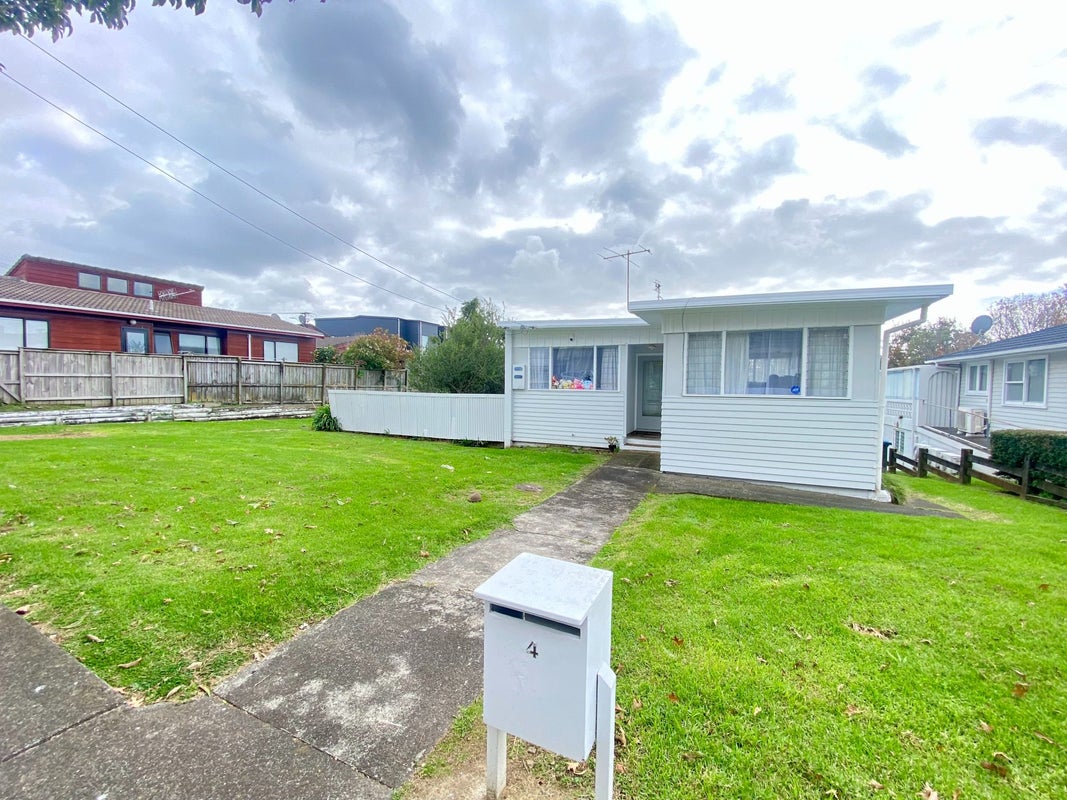 4 Exminster Street, Blockhouse Bay, Auckland - Carousel 2