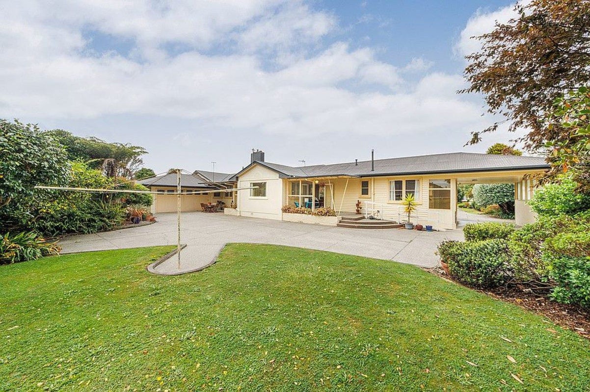 22 Sheffield Street, Awapuni, Palmerston North - Carousel 18