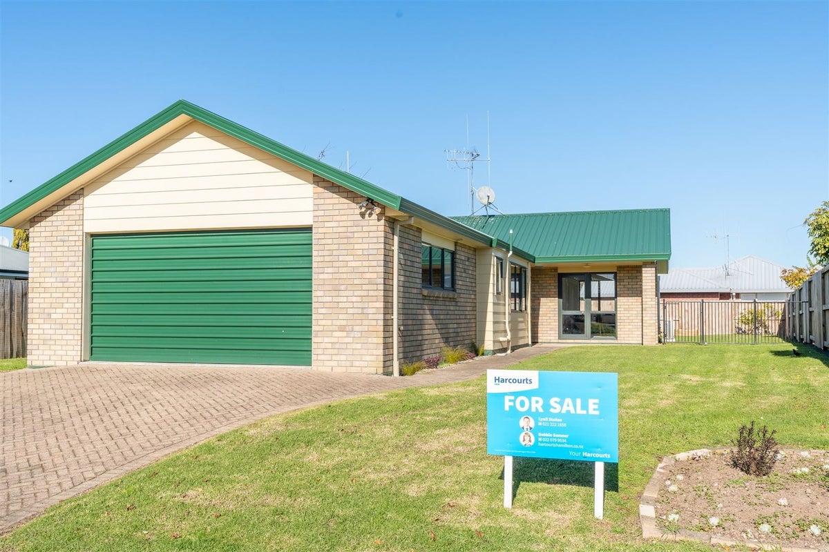 3 Antrim Place, Nawton, Hamilton - Carousel 1