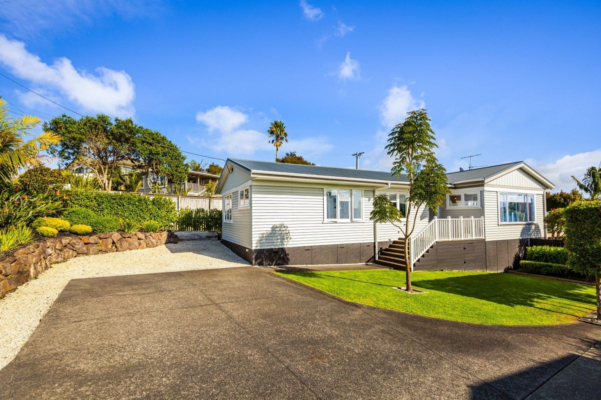 17 Tainui Street, Torbay, Auckland - Carousel 2